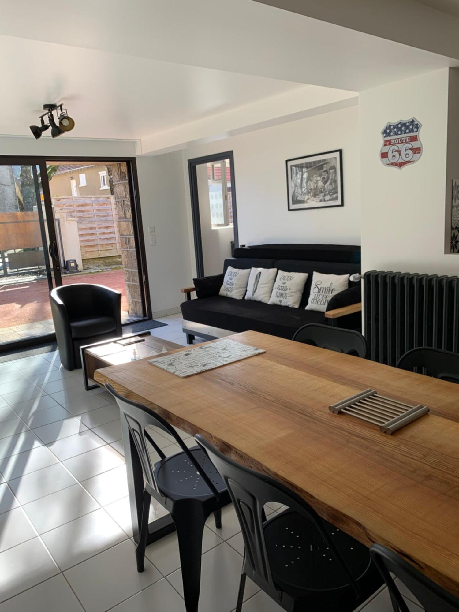 פיג'אק Chez Sophie Et Gege. Maison De Ville, Deux Chambres, De Plain-Pied מראה חיצוני תמונה