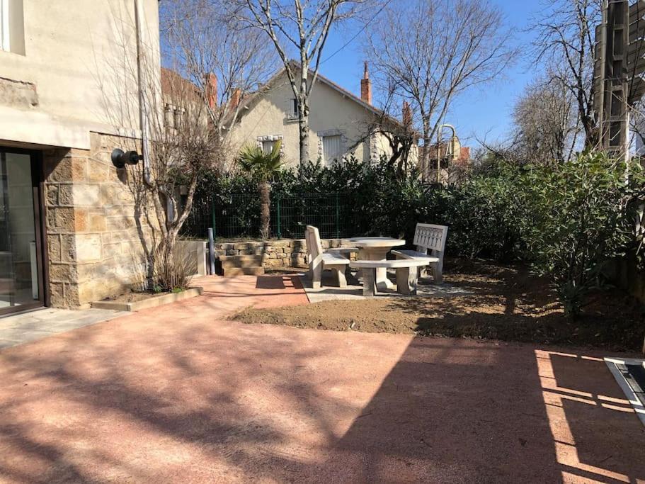 פיג'אק Chez Sophie Et Gege. Maison De Ville, Deux Chambres, De Plain-Pied מראה חיצוני תמונה